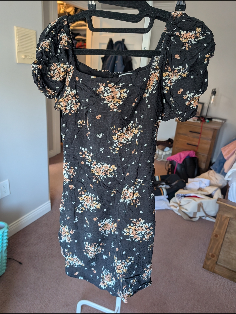 Black Floral Puff-Sleeve Mini Dress